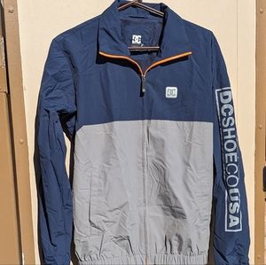 DC Shoe Co MEN'S DENHILL WATER RESISTANT WINDBREAKER SKATE Men's Small